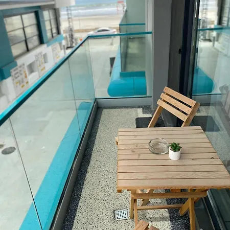 Apartment By The Sea Mamaia Nord Navodari