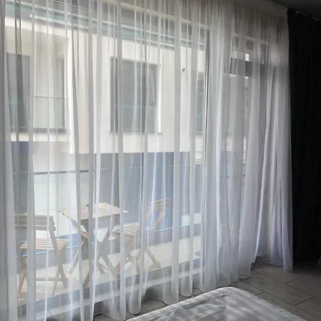 By The Sea Mamaia Nord * ナボダリ